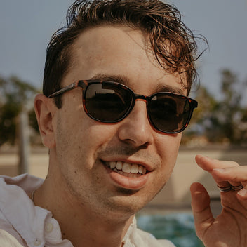 #color_brown-tortoise-frame-g15-lens