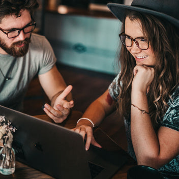#color_shiny-brown-tortoise-frame