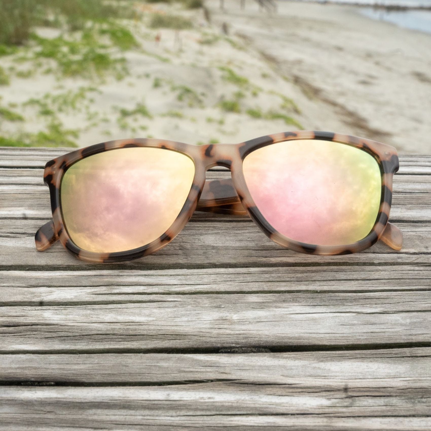 #color_shiny-beige-tortoise-pink-mirror-lens