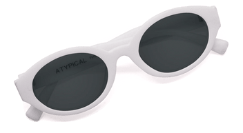 #color_white-frame-black-lens